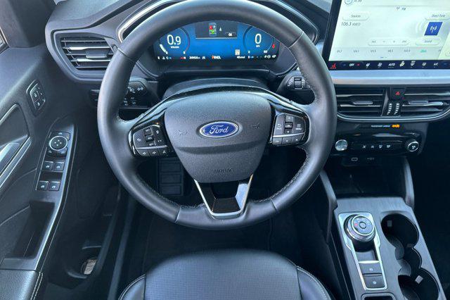 2025 Ford Escape Platinum