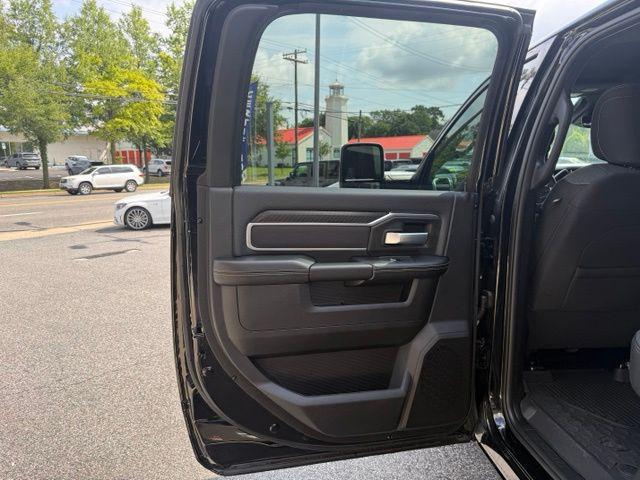 2026 Ram 2500 Big Horn Crew Cab 4x4 6'4" Box