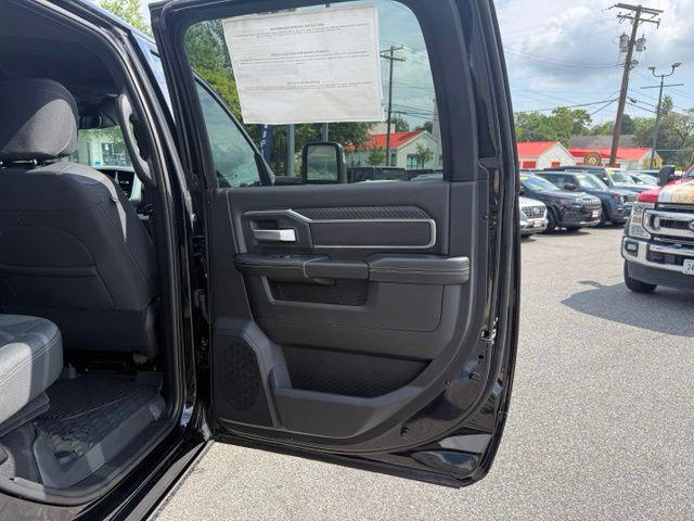 2026 Ram 2500 Big Horn Crew Cab 4x4 6'4" Box