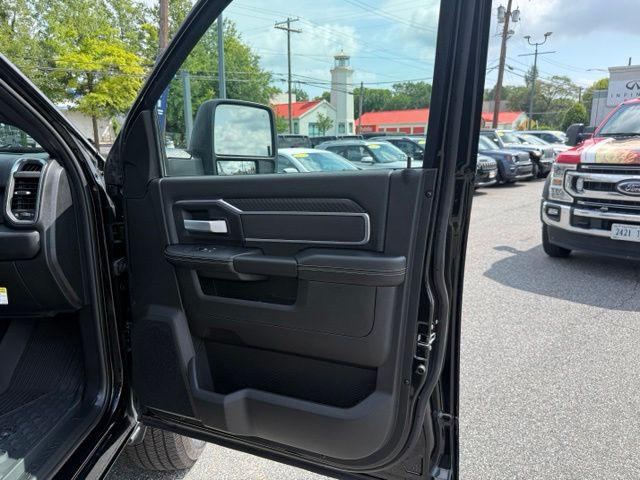 2026 Ram 2500 Big Horn Crew Cab 4x4 6'4" Box