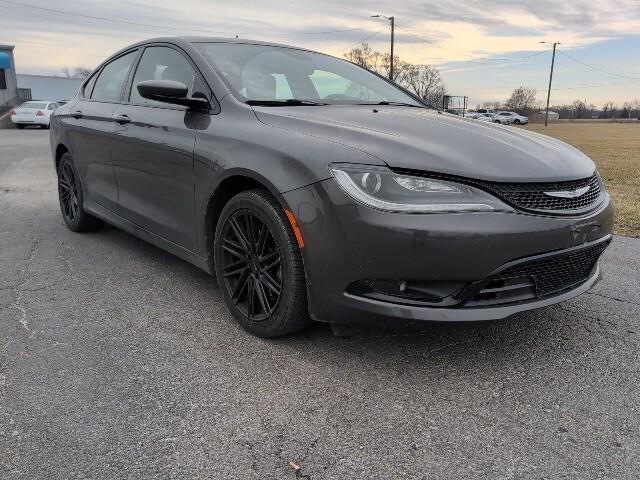 2015 Chrysler 200 S