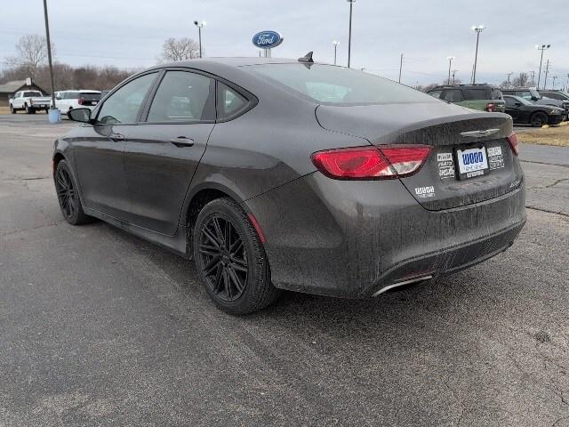 2015 Chrysler 200 S