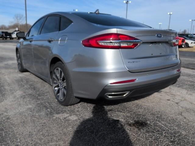 2020 Ford Fusion SE