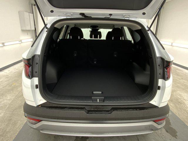 2026 Hyundai Tucson Hybrid Blue SE