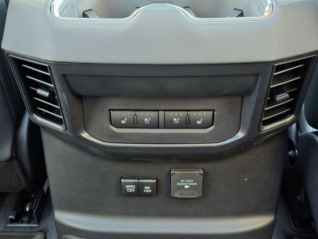2026 Toyota Tundra Platinum Hybrid CrewMax 5.5' Bed
