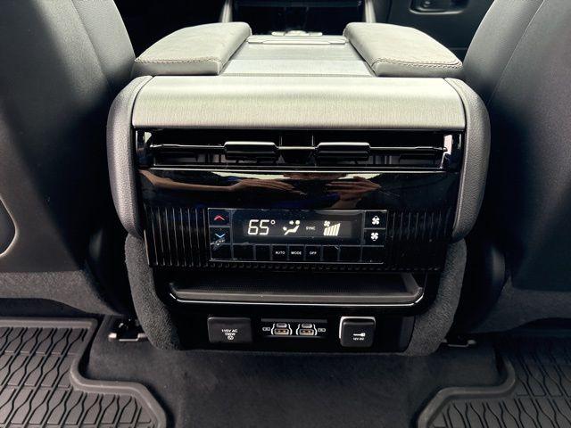 2026 Jeep Grand Wagoneer Upland