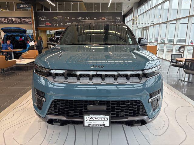 2026 Wagoneer Grand Wagoneer GRAND WAGONEER UPLAND 4X4