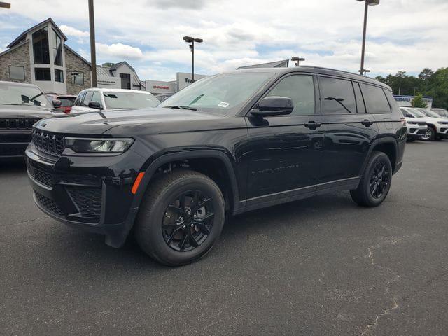 2026 Jeep Grand Cherokee L GRAND CHEROKEE L LAREDO ALTITUDE 4X4