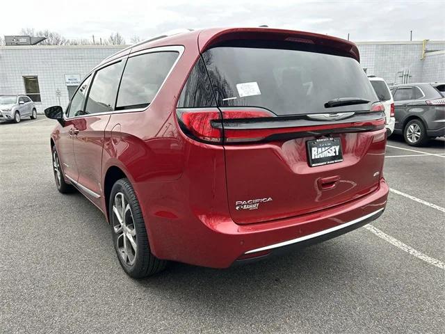 2026 Chrysler Pacifica Pinnacle AWD