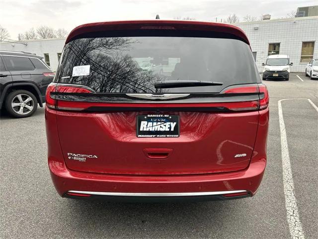 2026 Chrysler Pacifica Pinnacle AWD