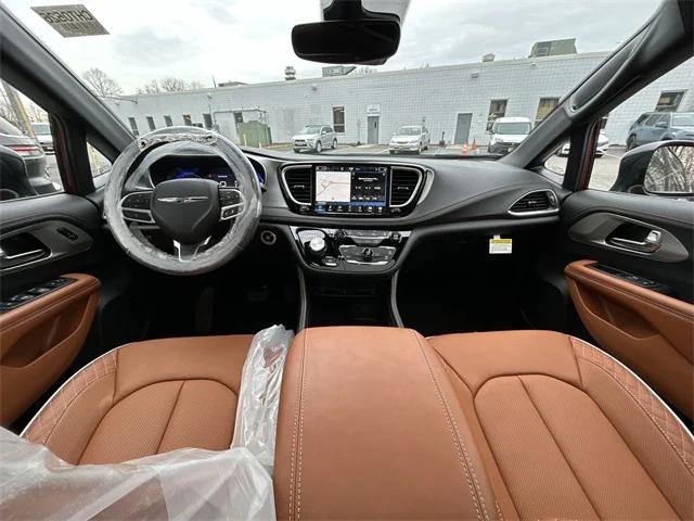 2026 Chrysler Pacifica Pinnacle AWD