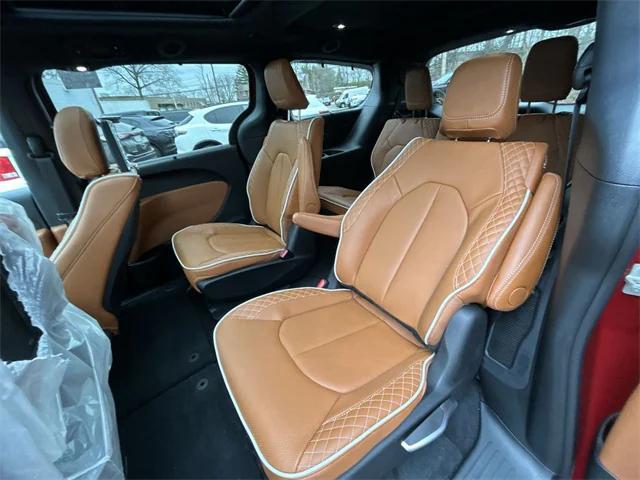 2026 Chrysler Pacifica Pinnacle AWD
