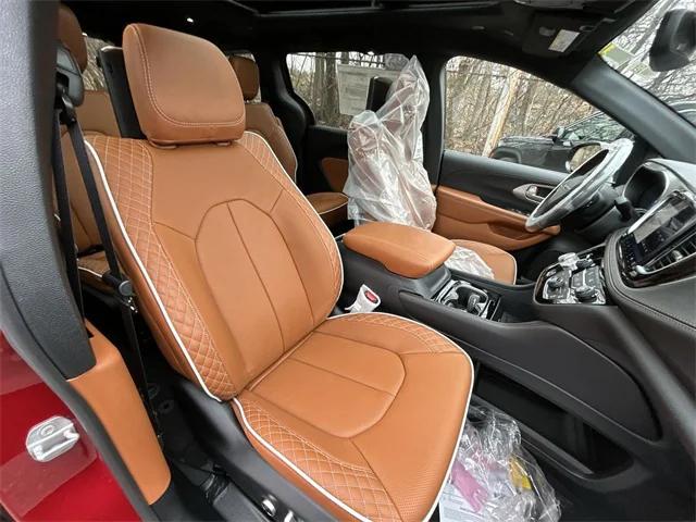 2026 Chrysler Pacifica Pinnacle AWD