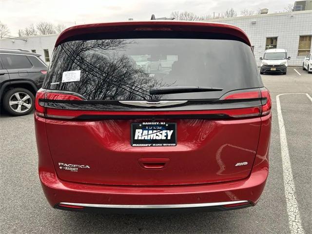 2026 Chrysler Pacifica Pinnacle AWD