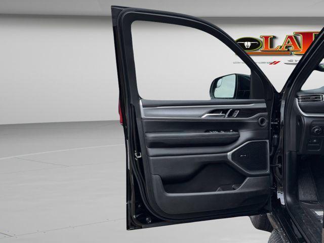 2026 Jeep Grand Wagoneer L 4x4