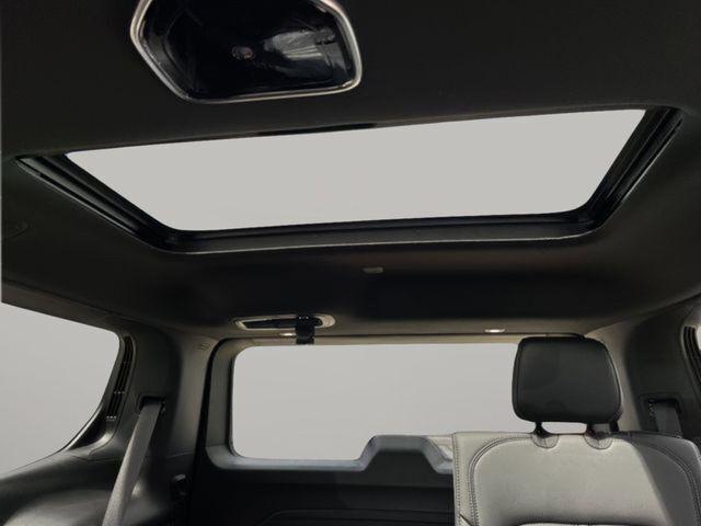 2026 Jeep Grand Wagoneer L 4x4