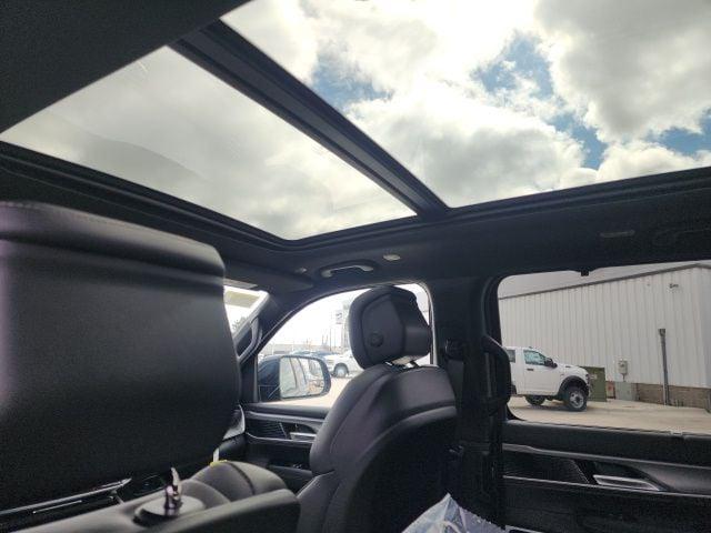 2026 Wagoneer Grand Wagoneer GRAND WAGONEER LIMITED RESERVE 4X4