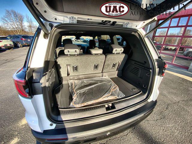 2026 GMC Acadia AT4 AWD