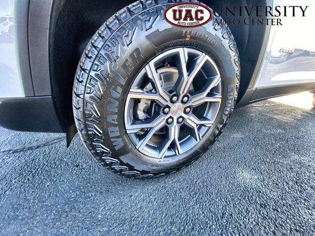2026 GMC Acadia AT4 AWD