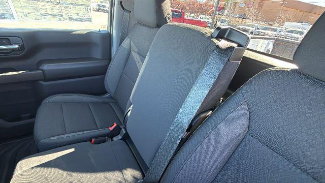 2026 Chevrolet Silverado 1500 4WD Regular Cab Long Bed WT