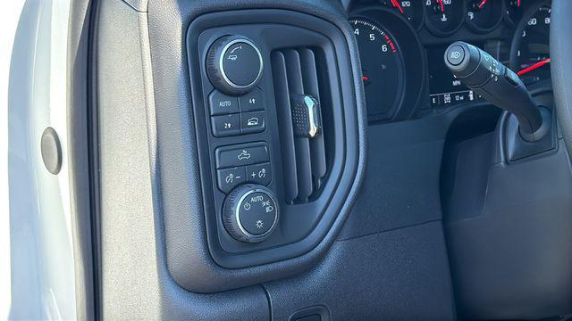 2026 Chevrolet Silverado 1500 4WD Regular Cab Long Bed WT