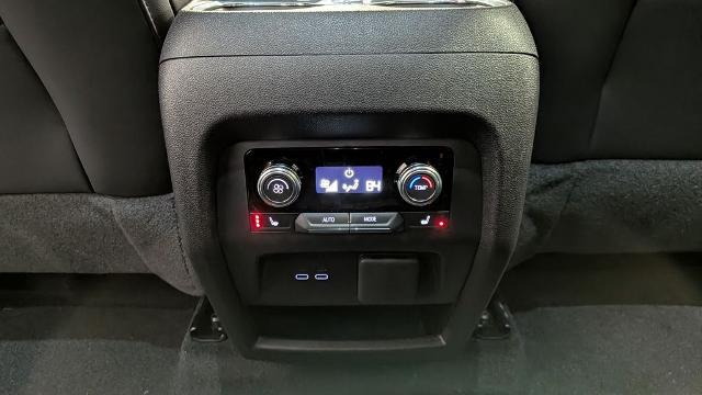 2026 GMC Acadia Elevation AWD