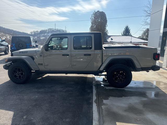 2022 Jeep Gladiator Willys 4x4 2022 Jeep Gladiator Willys 4x4
