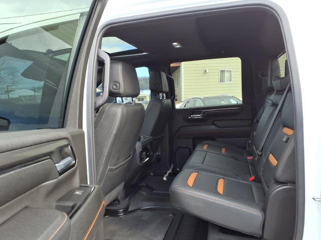 2024 GMC Sierra 3500HD 4WD Crew Cab Standard Bed AT4