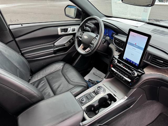 2022 Ford Explorer Platinum