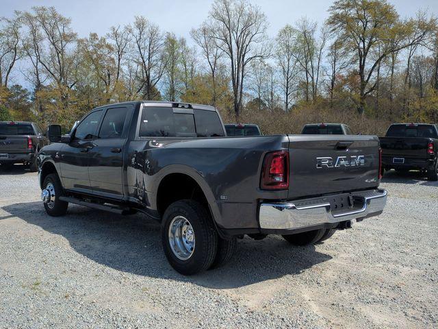 2026 RAM Ram 3500 RAM 3500 TRADESMAN CREW CAB 4X4 8 BOX
