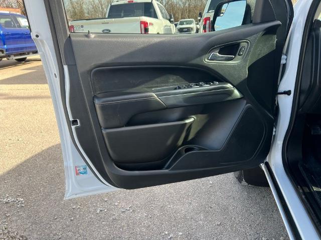 2022 GMC Canyon 4WD Crew Cab Long Box AT4 - Cloth