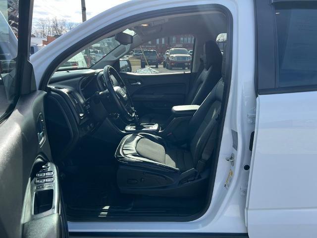 2022 GMC Canyon 4WD Crew Cab Long Box AT4 - Cloth