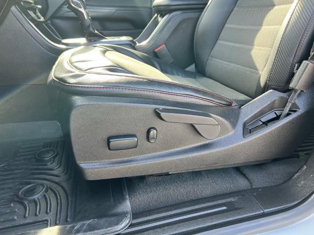 2022 GMC Canyon 4WD Crew Cab Long Box AT4 - Cloth