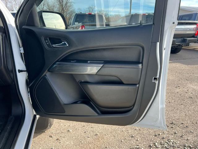 2022 GMC Canyon 4WD Crew Cab Long Box AT4 - Cloth