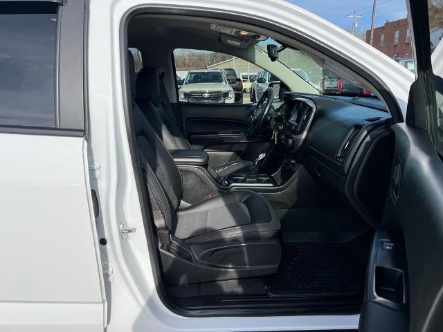 2022 GMC Canyon 4WD Crew Cab Long Box AT4 - Cloth