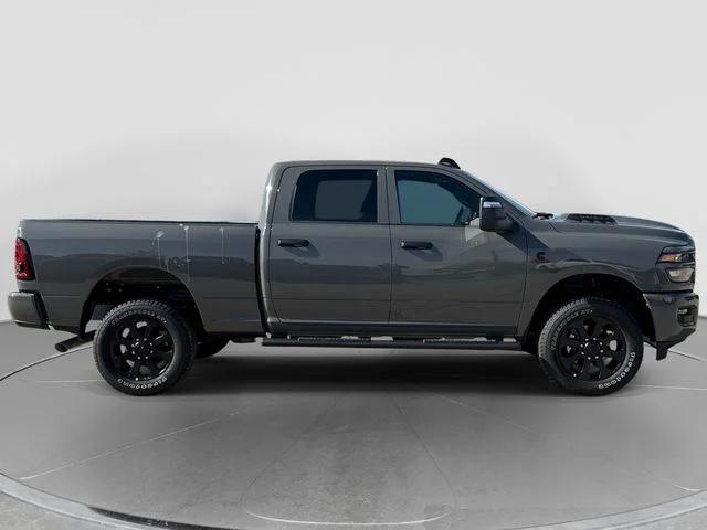2026 RAM Ram 2500 RAM 2500 BLACK EXPRESS CREW CAB 4X4 64 BOX 2026 RAM Ram 2500 RAM 2500 BLACK EXPRESS CREW CAB 4X4 64 BOX