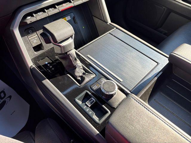 2024 Toyota Tundra Platinum