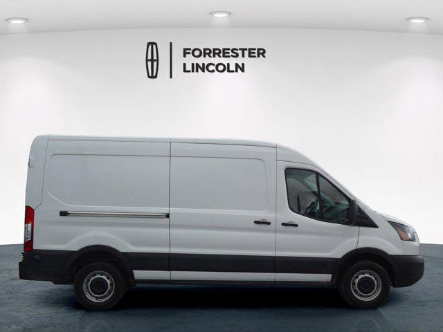 2019 Ford Transit 148 WB Medium Roof Cargo