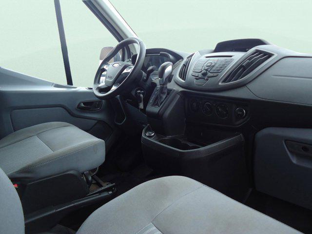 2019 Ford Transit 148 WB Medium Roof Cargo