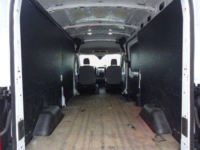 2019 Ford Transit 148 WB Medium Roof Cargo