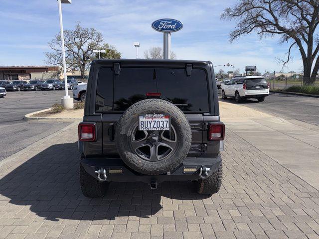 2021 Jeep Wrangler Sahara 4x4