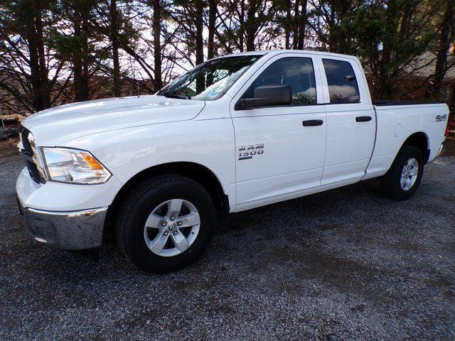 2024 RAM 1500 Classic SLT Quad Cab 4x4 64 Box