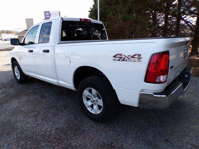 2024 RAM 1500 Classic SLT Quad Cab 4x4 64 Box
