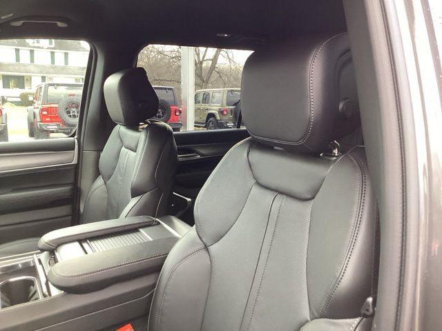 2026 Jeep Grand Wagoneer 4x4