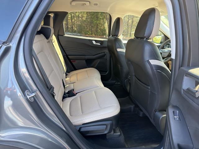 2022 Ford Escape SEL Hybrid