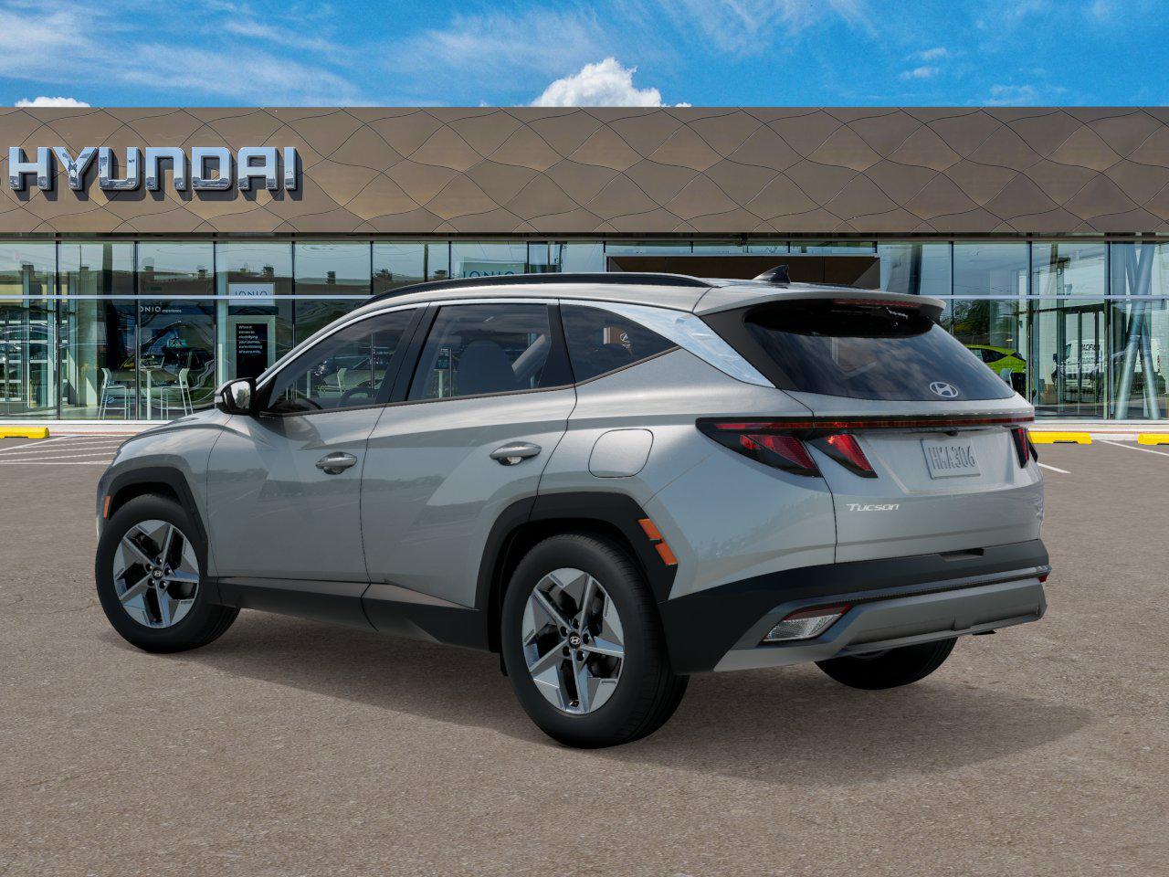 New 2026 Shimmering Silver HYUNDAI SEL FWD image 5