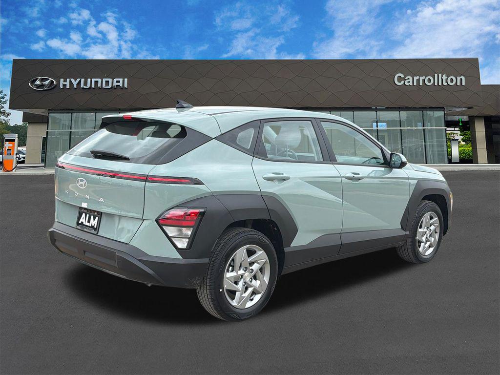 New 2026 Green HYUNDAI SE FWD image 6