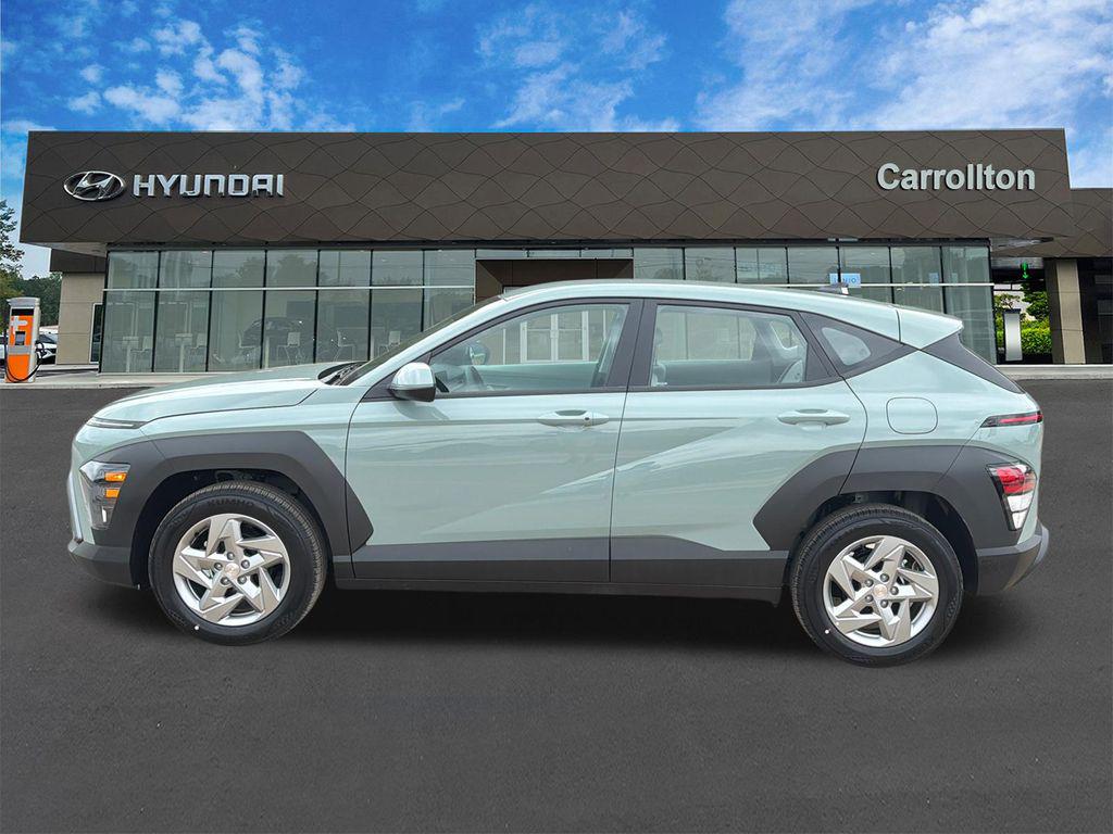 New 2026 Green HYUNDAI SE FWD image 9