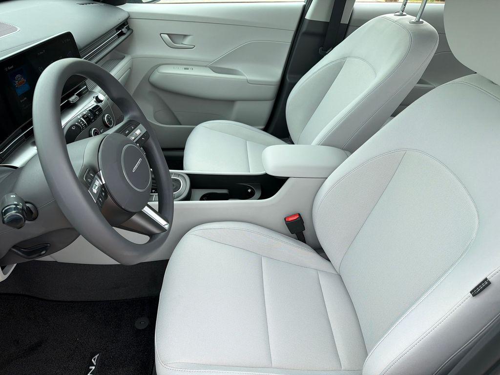 New 2026 Green HYUNDAI SE FWD image 10