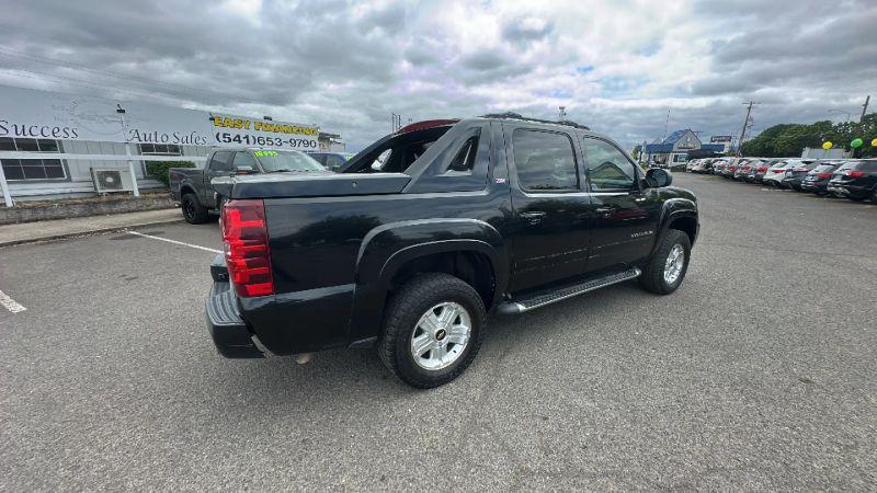 2011 Chevrolet Avalanche LT1